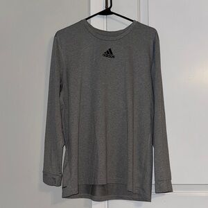 Athletic Adidas Top. Size XL.